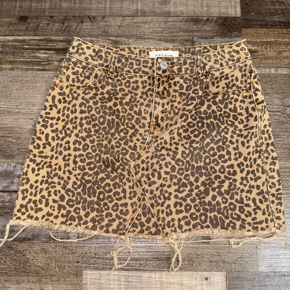 PacSun Leopard Print Denim Mini Skirt Raw Hem Size 25
